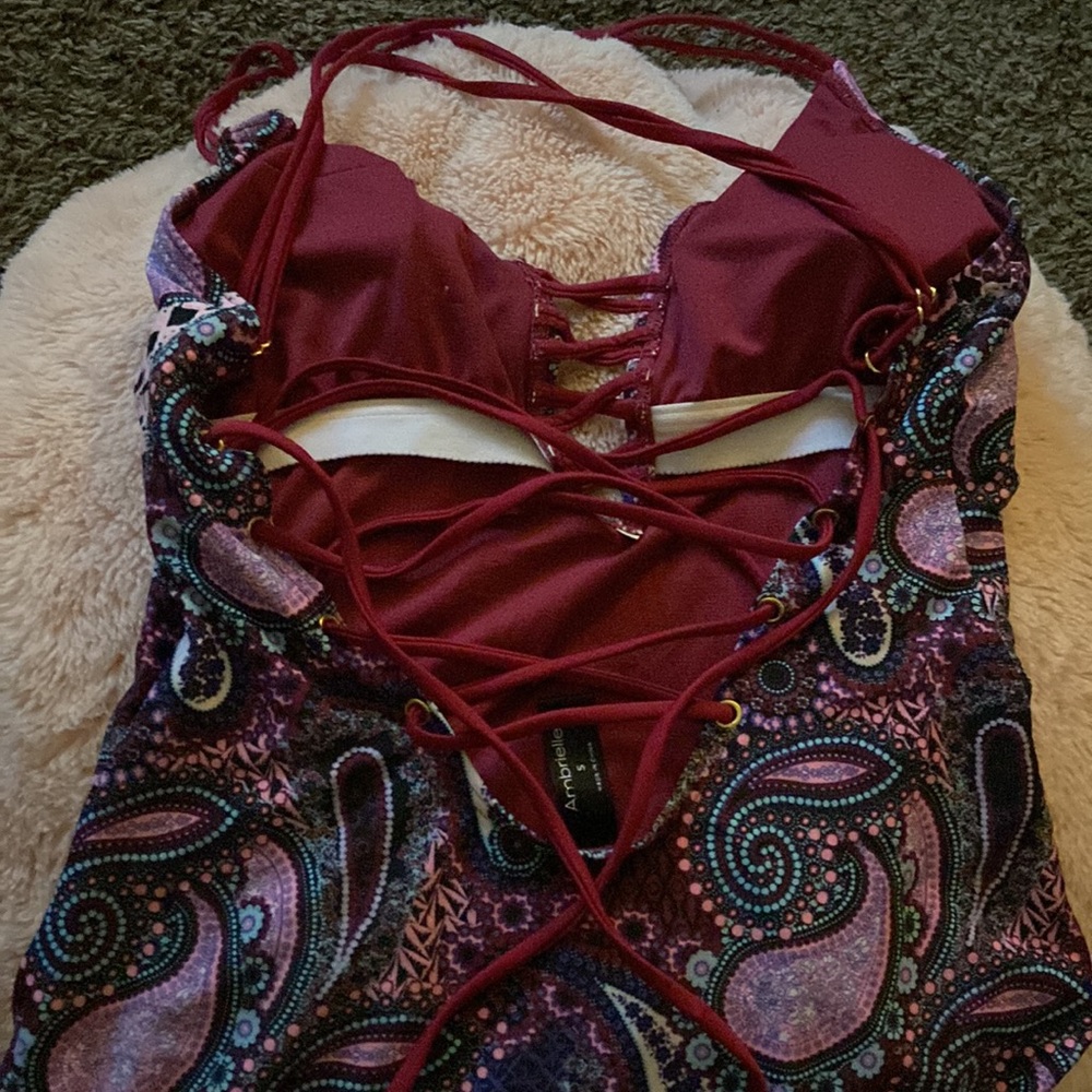 One piece - Picture 4 of 4